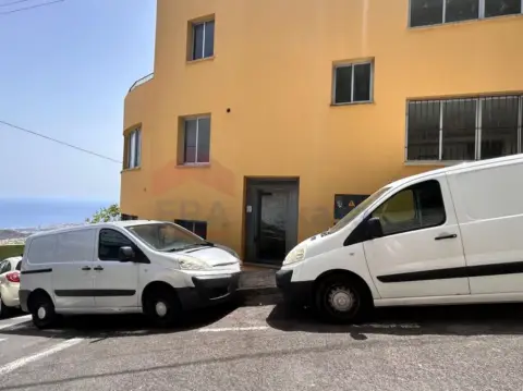 Piso en calle del Colegio