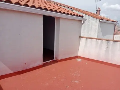 Casa adosada en Cadalso de los Vidrios