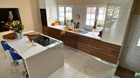 Casa adosada en calle Mejico