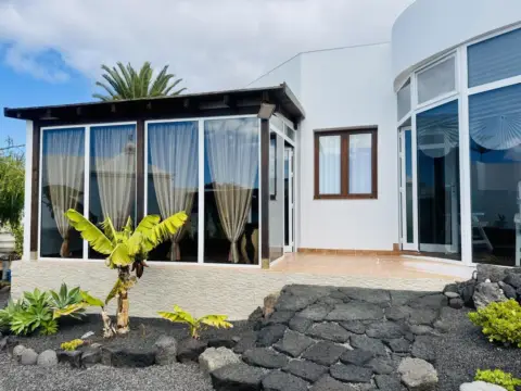 Chalet en calle Vesubio