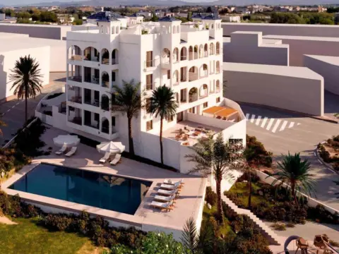 Apartamento en calle Julia Mayoral