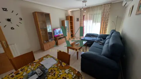 Piso en Montesol - Mejostilla