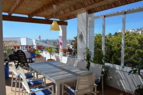 Casa adosada en Camino a Velilla, 6