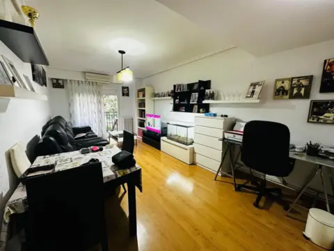 Piso en calle del Monasterio de Siresa