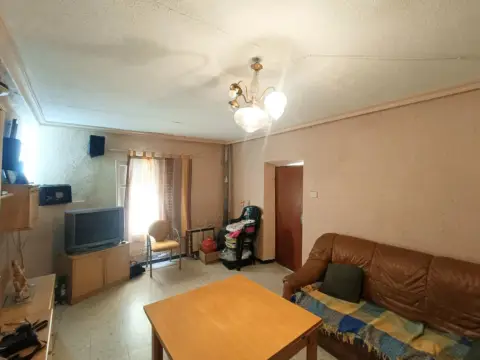 Casa en Puerto Lápice