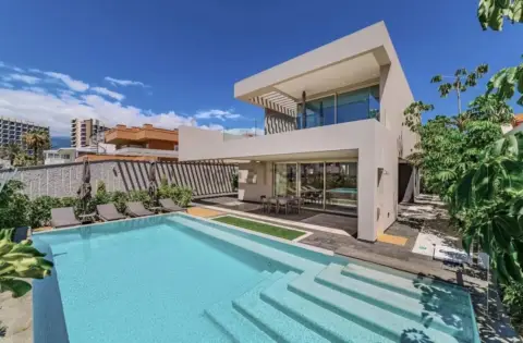 Chalet en Playa de Las Américas