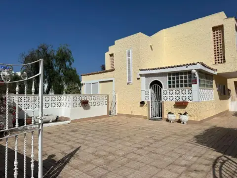 Casa adosada en Costa Adeje