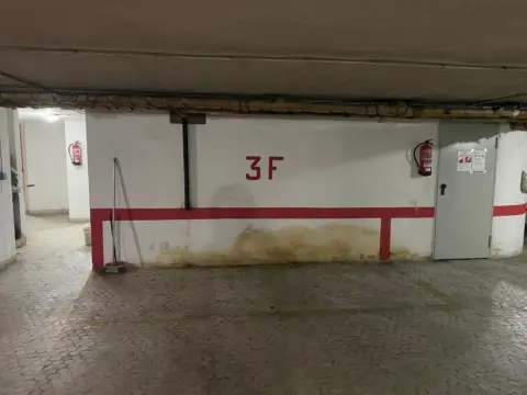 Garaje en calle Portillo de Doña María