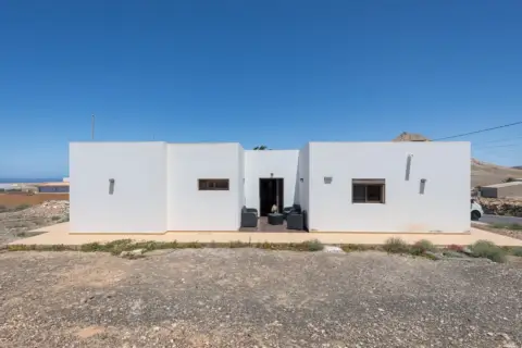 Chalet en calle de la Montaña Tindaya, 14