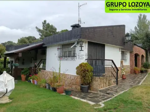 Chalet en calle de Uruguay