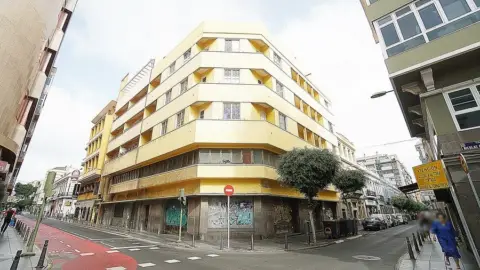 Edificio en calle de Nicolás Estévanez, 6