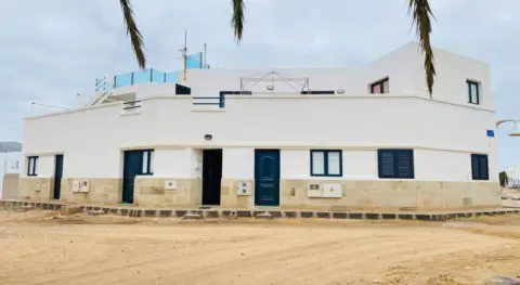 Chalet en calle del Pivote, 3