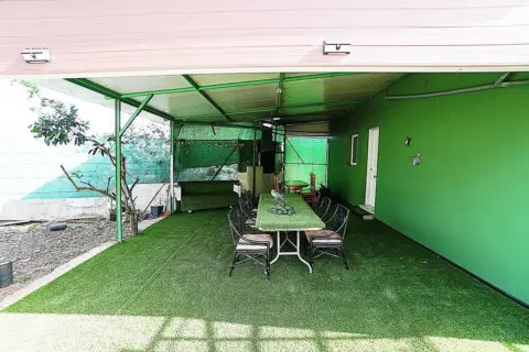 Casa en calle Dehesa, nº 10