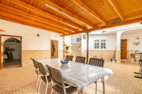 Chalet en calle Cuevas Las