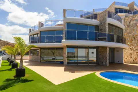 Chalet en Avenida Lechugal, 50