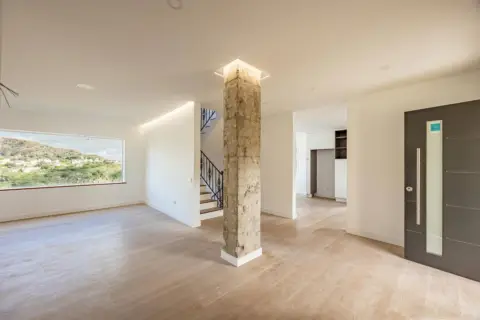 Chalet en Monte Lentiscal-Las Meleguinas