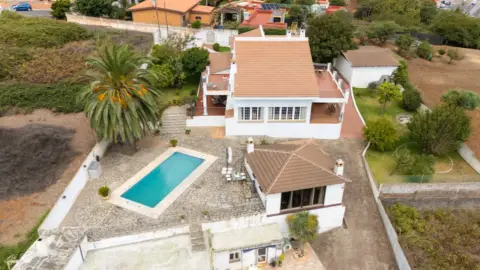 Chalet en calle Peñafiel
