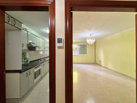 Piso en calle de Teresa de Calcuta, 6