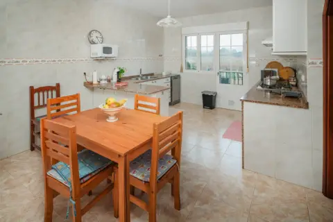Chalet en calle Tabueiros-Sisan