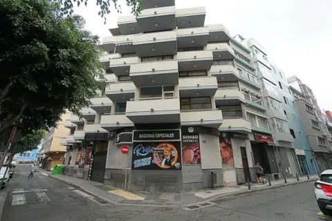 Local comercial en calle Faro, 12