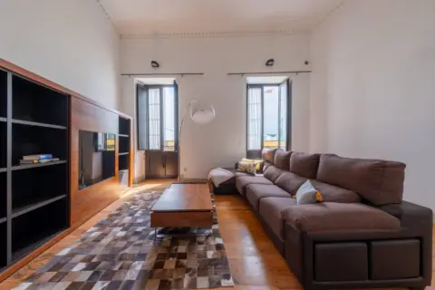 Casa en calle de Pedro Díaz, 14