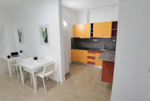 Piso en calle Bernardino Valle y Gracia, 30