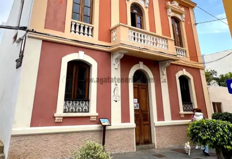 Chalet en Plaza de los Remedios