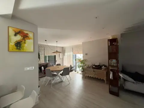 Apartamento en calle del Califato