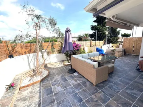 Casa pareada en *Els Munts