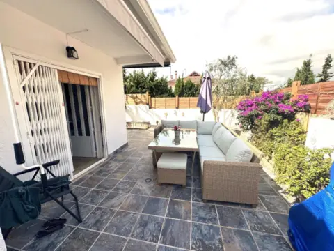 Casa pareada en *Els Munts