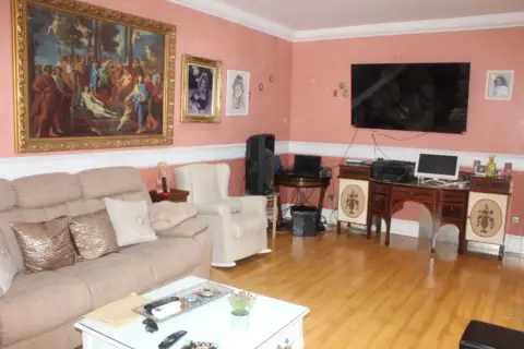 Chalet en calle de los Olivos