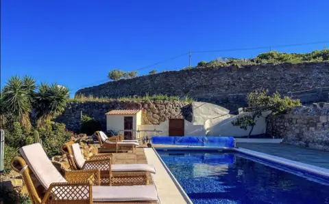 Finca rústica en calle de la Medida