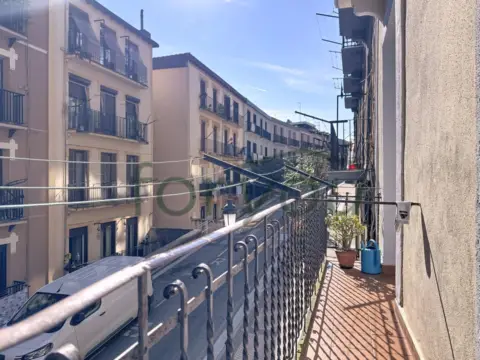 Piso en calle de la Fuente de la Salud