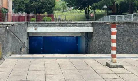 Garaje en Pablo Mutiozabal Kalea