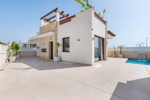 Chalet en Zona Nudista