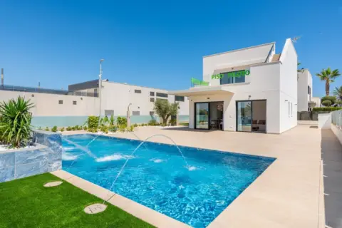 Chalet en Campoamor