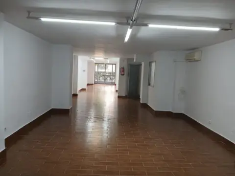 Local comercial en La Merced