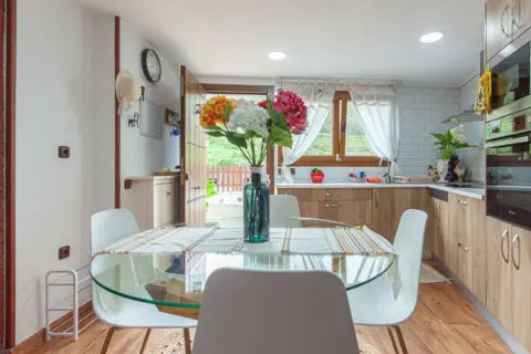 Casa adosada en calle de los Cantos, 7