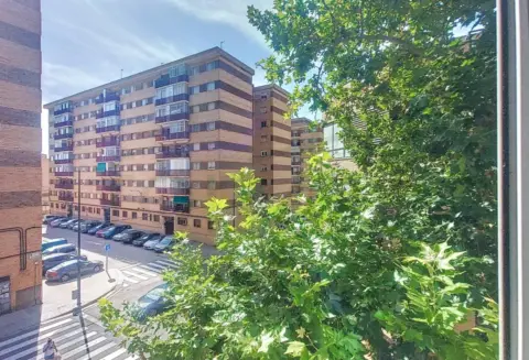 Piso en calle del Zafiro