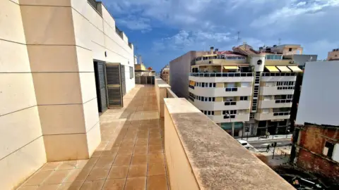 Ático en calle de Clemente Gosálvez