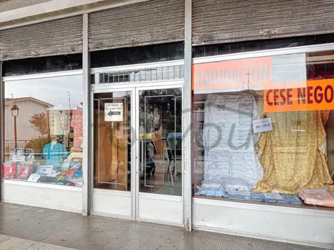 Local comercial en Avenida de Galtzaraborda