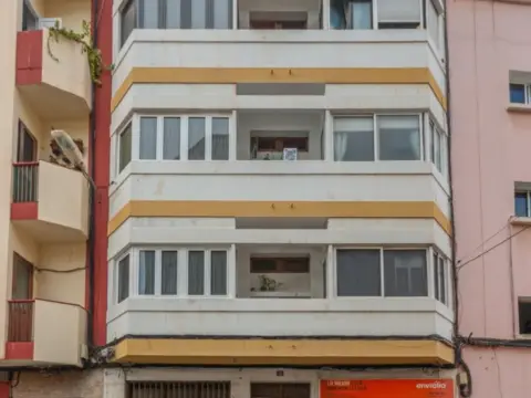 Local comercial en calle Arco, 36