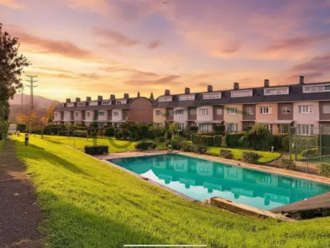 Casa adosada en Tellerigaina Kalea