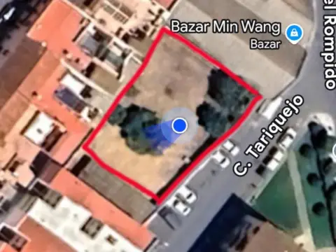 Terreno en calle Encinilla