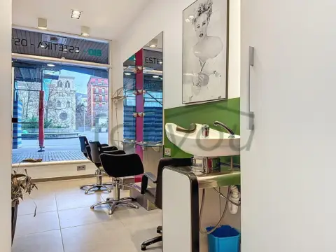 Local comercial en Mandasko Dukearen Pasealekua