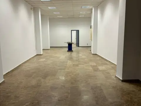 Local comercial en Centro