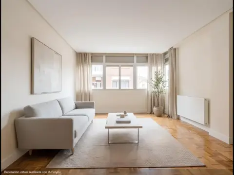 Piso en calle de la Virgen del Carmen