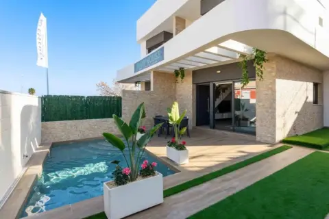 Casa – Los Montesinos