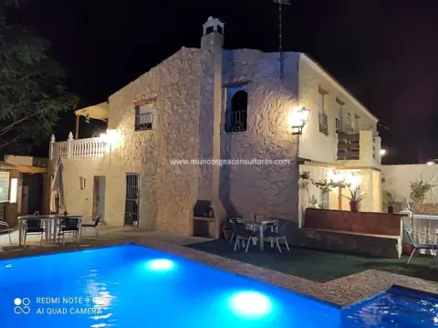 Chalet en calle Paraje los Frailes