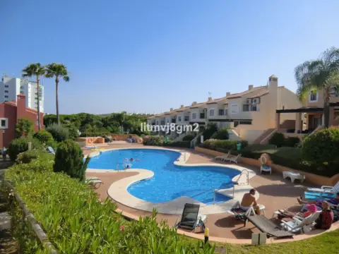 Casa adosada en Riviera del Sol